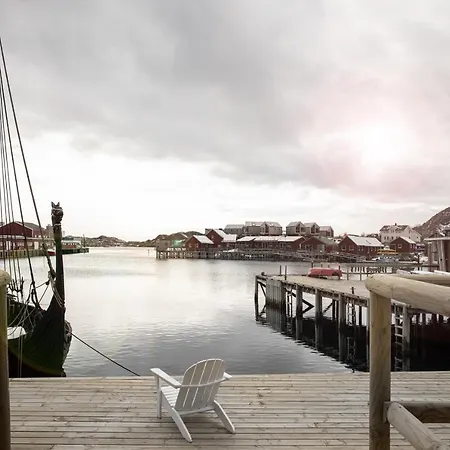 Solsiden Brygge Rorbuer Hotel