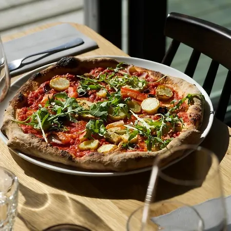 酒店 谢尔斯塔渔人码头公寓 3*