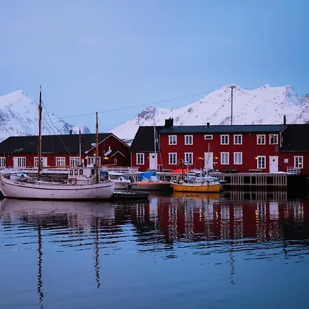 Solsiden Brygge Rorbuer Hotel 3*
