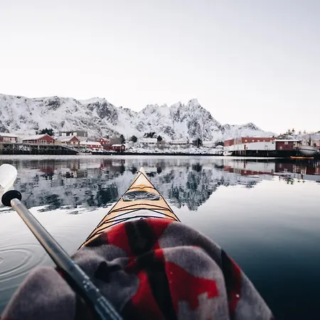 谢尔斯塔渔人码头公寓 酒店 3*