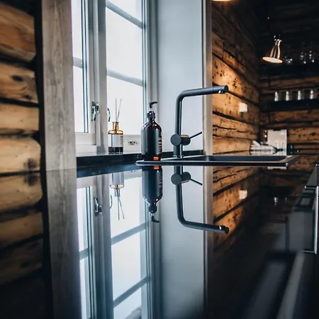 谢尔斯塔渔人码头公寓 酒店 巴尔斯塔