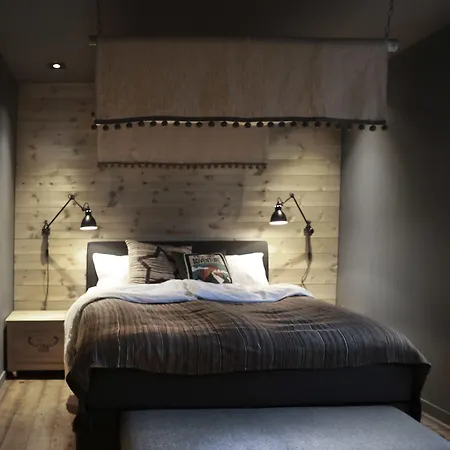 Solsiden Brygge Rorbuer Hotell