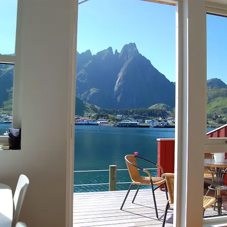 Solsiden Brygge Rorbuer Ballstad