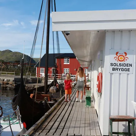 Hotel Solsiden Brygge Rorbuer 3*