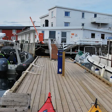 Solsiden Brygge Rorbuer 3*