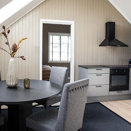 Solsiden Brygge Rorbuer Hotell