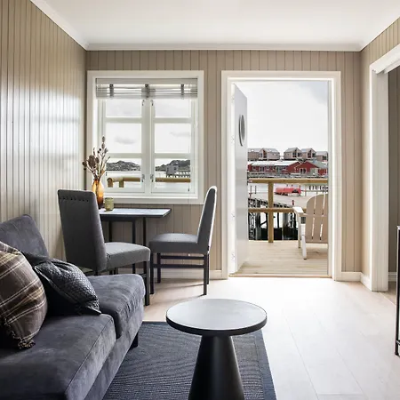Solsiden Brygge Rorbuer 3*