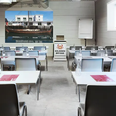 Solsiden Brygge Rorbuer 3* בלסטאד