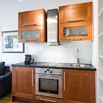 Solsiden Brygge Rorbuer 3*